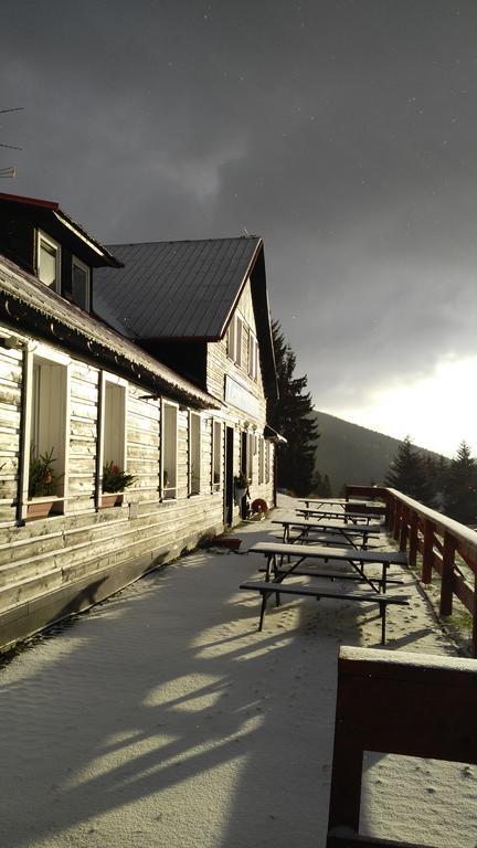 Penzion Lesni Pramen Pec pod Snezkou Bagian luar foto